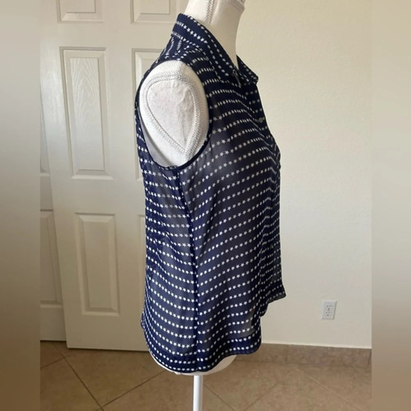 Liz Claiborne Blue White Star Print Sheer Sleeveless Tank Top Women's Size Small - Picture 2 of 11